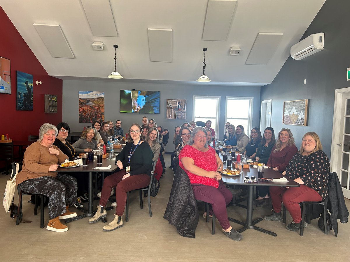 Thanks to RSW Stephanie Ryland for sharing a photo of a social work month luncheon and education event held in Corner Brook to recognize #NSWM2024.