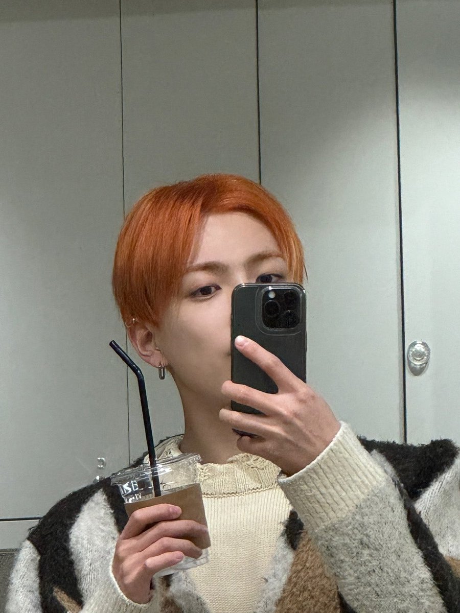 [#홍중] 😀😀
#ATEEZ #에이티즈