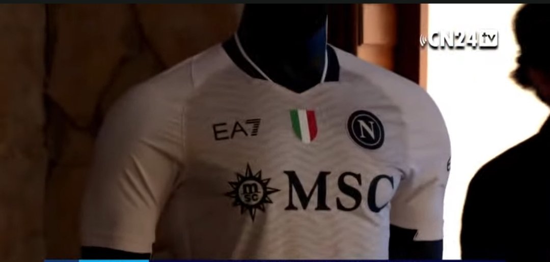 MatteoSorrenti's tweet photo. L'ultima maglietta del @sscnapoli in collaborazione con il Maine sponsor MSC.
#ForzaNapoliSempre https://t.co/VYpgDxIHct