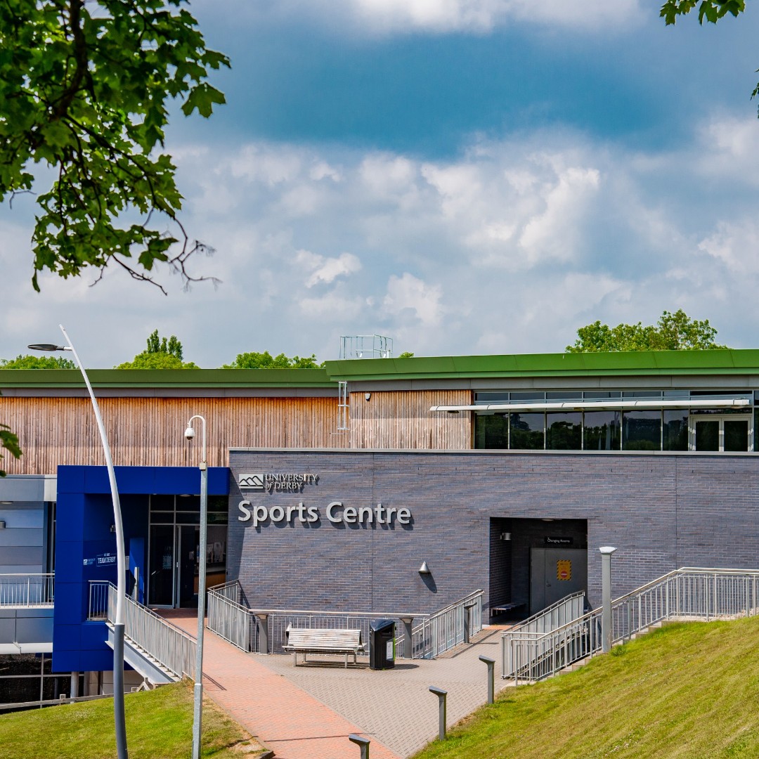 SPORTS CENTRE EASTER OPENING HOURS 🐣 Friday 29th March 8am-4pm Saturday 30th & Sunday 31st March 9am-5pm Monday 1st April 8am-4pm Tuesday 2nd April back open as usual 🏋️‍♀️ For any questions please email uniofderbysc@everyoneactive.com or call 01332 497525 @derbyuni @derbyunion