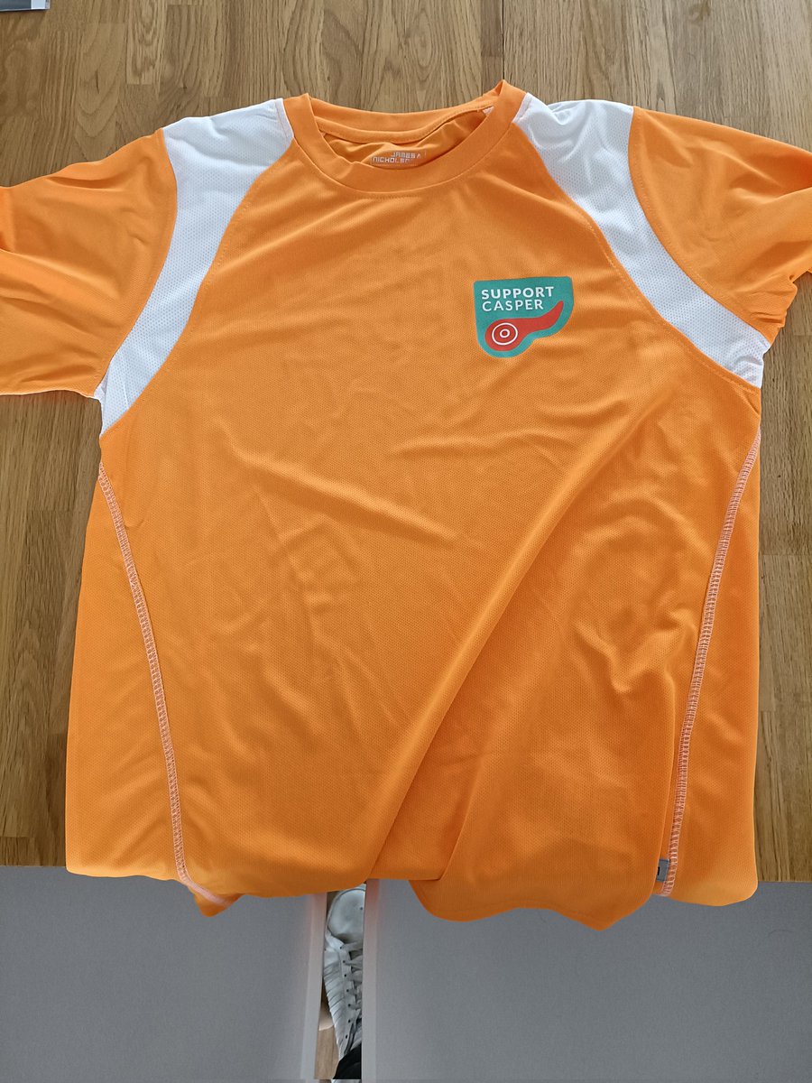 Aschwin_Sprik's tweet photo. Shirt is binnen. Helemaal klaar om maandag te gaan lopen #SupportCasper https://t.co/Svk14mTyxY https://t.co/eX7llwuOCG