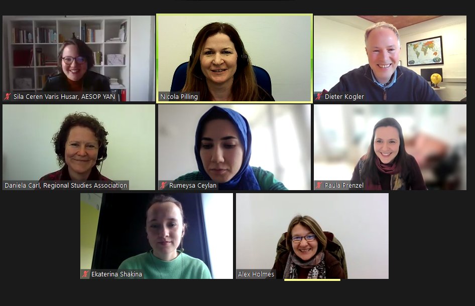 Regional Studies Association (@regstud) on Twitter photo Behind the scenes getting ready for today's #RSAWebinar in collaboration with <a href="/aesopYA/">AESOP Young Academics</a>
Effective Grant Application Writing
#ProfessionalDevelopment Behind the scenes getting ready for today's #RSAWebinar in collaboration with <a href="/aesopYA/">AESOP Young Academics</a>
Effective Grant Application Writing
#ProfessionalDevelopment