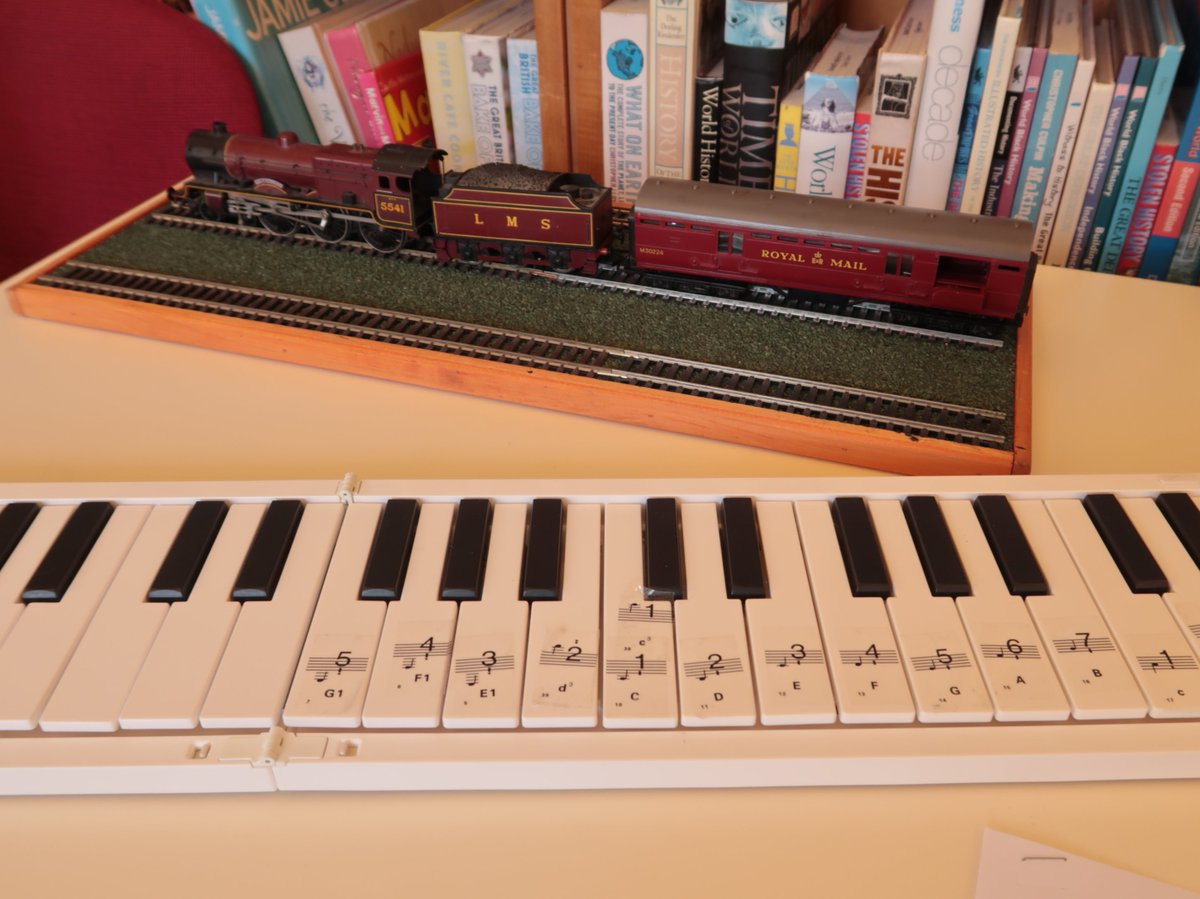 The Year 7 Exhibition in the Library yesterday included some fantastic work from one group in response to @HelenRutterUK 's 'The Piano at the Station'. They even had a vintage train, a folding piano and had composed their own music.