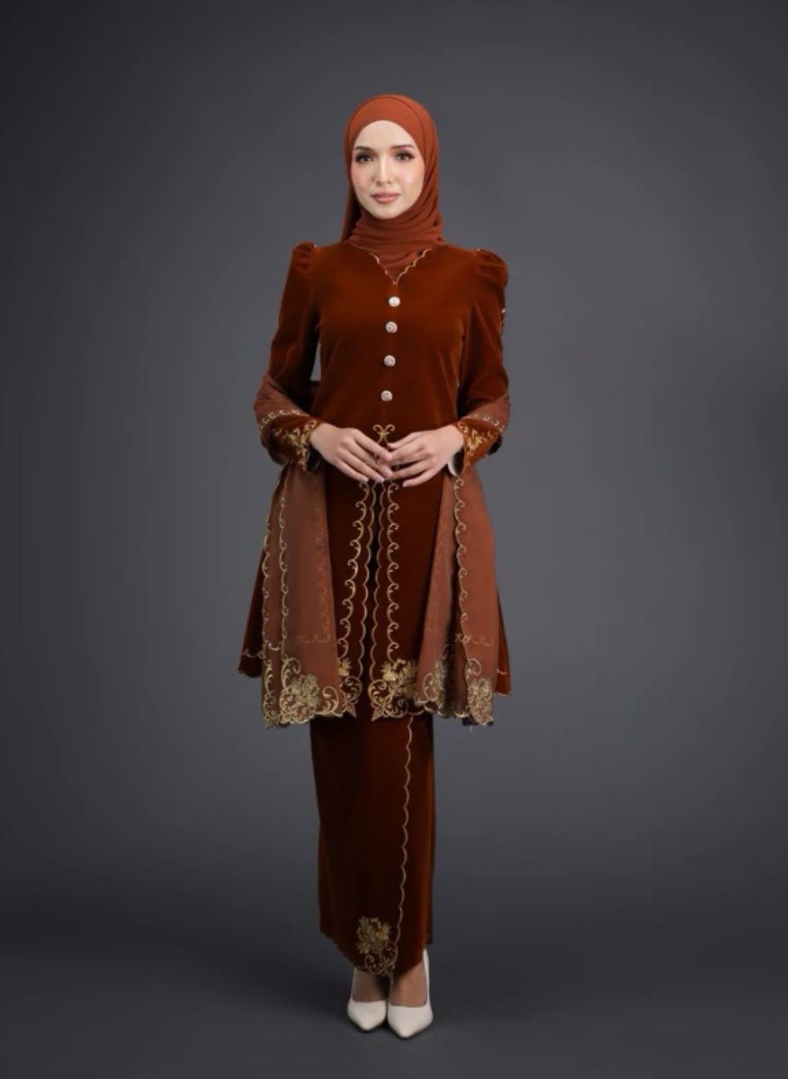 atiqah_nik's tweet photo. 9.Imani kurung https://t.co/tJFLx6C0Bl
10.Naifah kebaya https://t.co/rxrhiuxV4f https://t.co/28fhjf5k4v