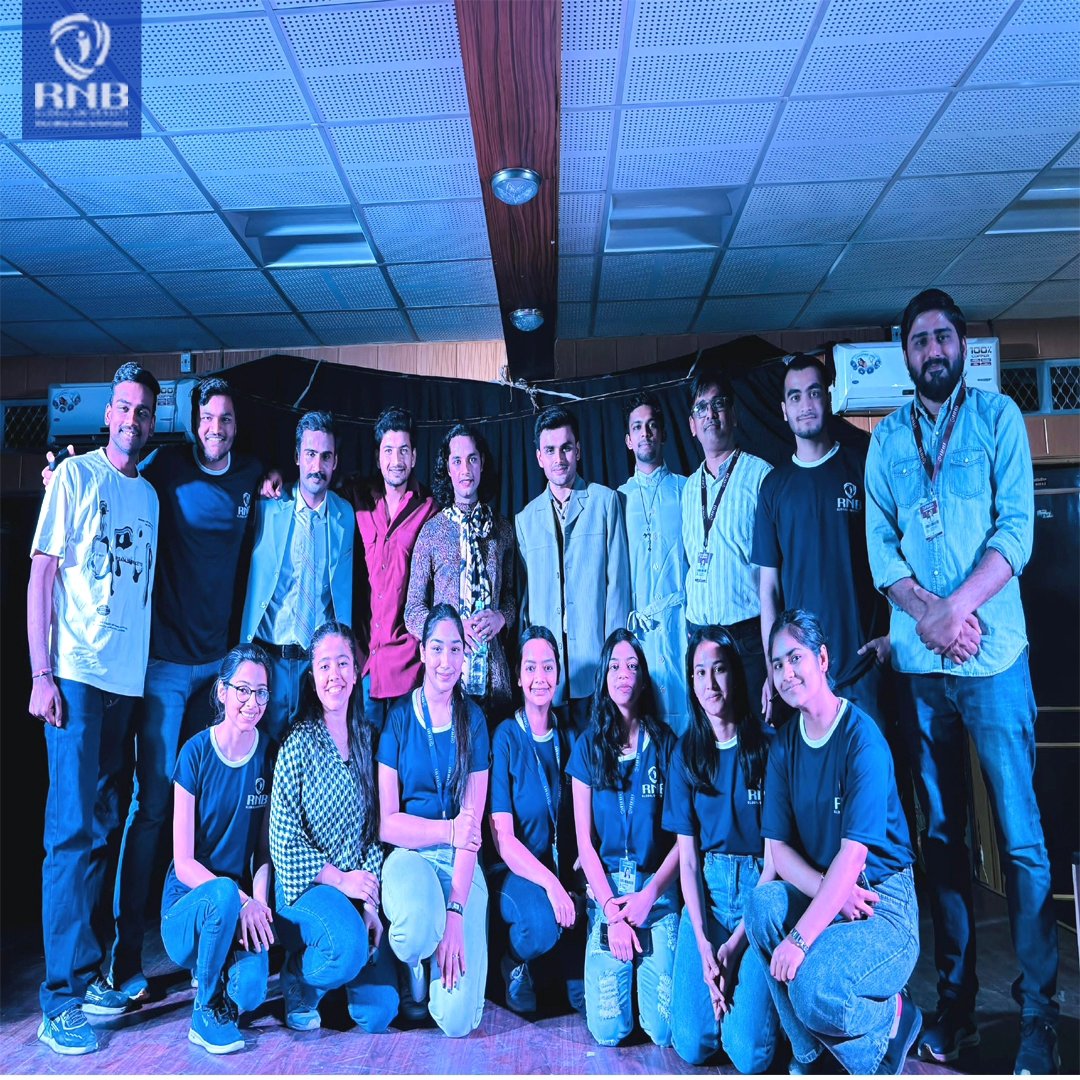 RNBGlobalUniv's tweet photo. Relive #Bikaner Theatre Festival 2024 at #RNBGlobalUniversity! Anurag Kala Kendra presented captivating dramas addressing societal issues. Students enhanced event #management &amp; theatrical skills,faculty found teaching inspiration, &amp; the community united in cultural appreciation. https://t.co/c8ccmLO1t4