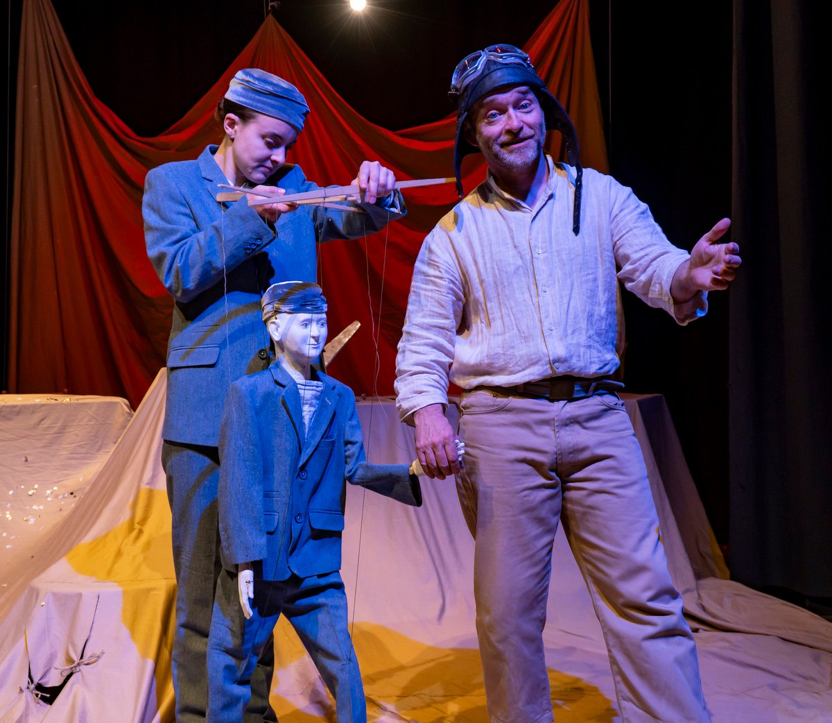 Join us at the Carriageworks for <a href="/LyngoTheatre/">Patrick Lynch</a> and <a href="/norwichpuppet/">Norwich Puppets</a>'s stunning adaptation of The Little Prince ⭐ 

📅 Mon 8 - Wed 10 Apr, Various Times
🎫 bit.ly/42Zmruv 

#EasterHolidays #Leeds #ThingsToDo #ThingsToDoWithKids #ChildFriendly