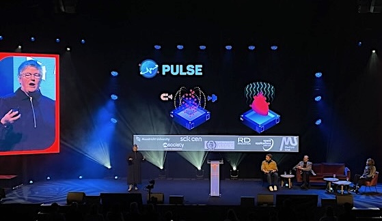 pulse_eic's tweet photo. Congratulations to our partner, Hilde Stenuit, for showcasing our #HorizonEU project at @FTI_vlaanderen!🚀👏

She and her team help bring our bioprinting technology up to #ISS standards and assist with lunch &amp; operations! We aim to use #Space to boost #HeartHealth on Earth! 🫀🛰️ https://t.co/vs7bn9TJ8z