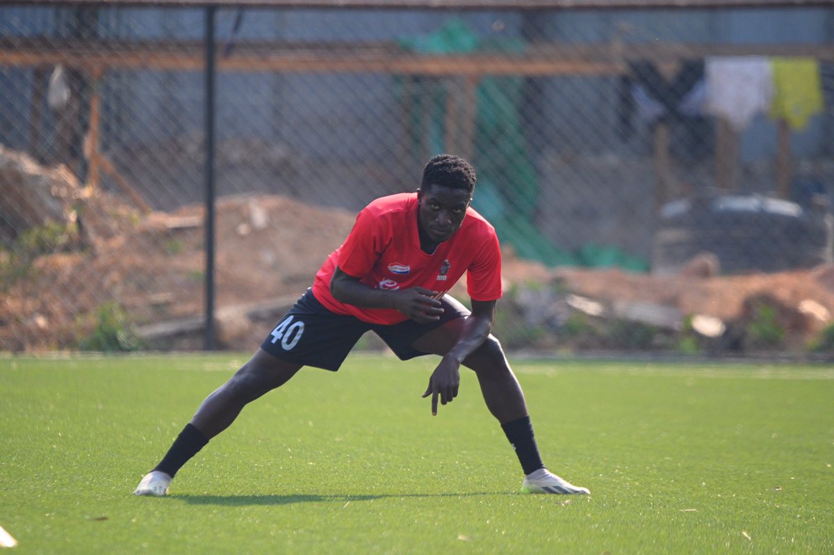 Emmanuelkofi_17's tweet photo. Ready For Tomorrow🤲💪⚽️🏆
@ILeague_aiff 

#midweek
#RedMachines 
#AllRounderLisaDay https://t.co/P73yGxLj6D
