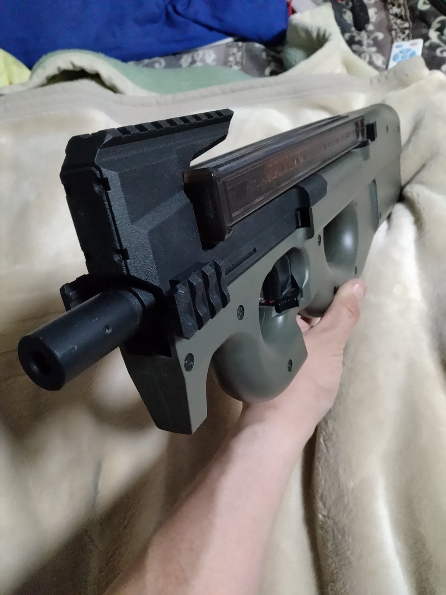 やっと届いた…
#P90