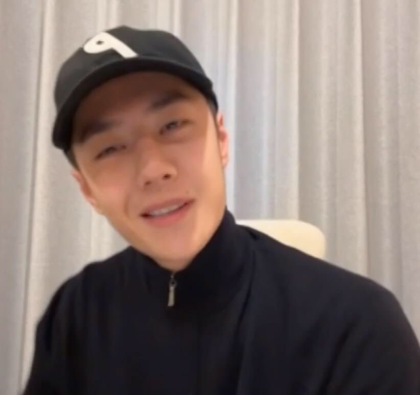 withdy_s75's tweet photo. ขอบคุณฟ้าดินที่วอปยอมมาไลฟ์ มีชีวิตอยู่ได้อีก 85 ปีเรยยยยย https://t.co/SsTWBtVKlk