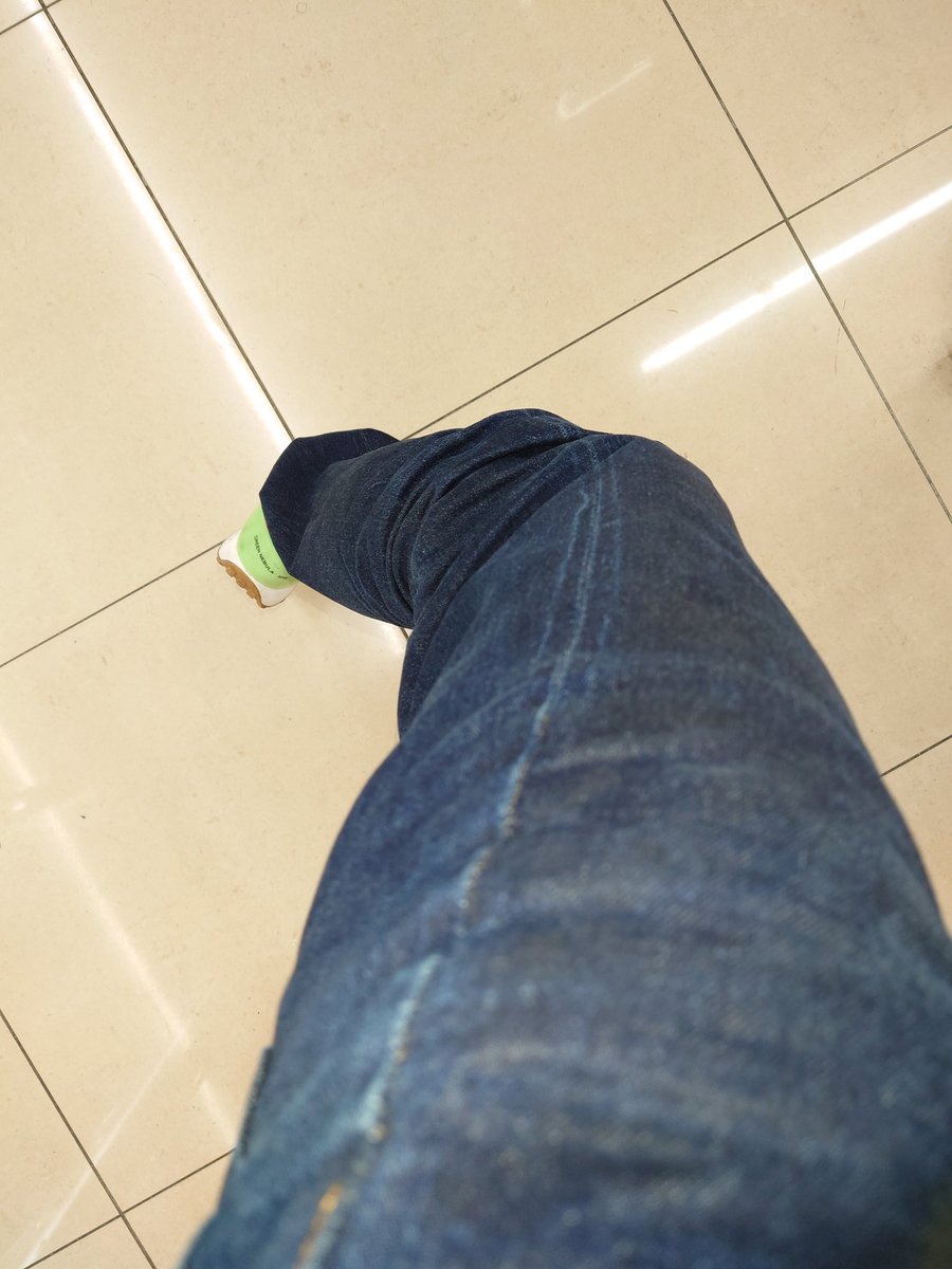 test62934957968's tweet photo. 赤ミミのアタリも出てきたよ😋

#リーバイス
#リーバイス501
#バレンシア復刻
#何故かつま先立ち
#見せようとしたらこうなった https://t.co/Kz1iuVp76M