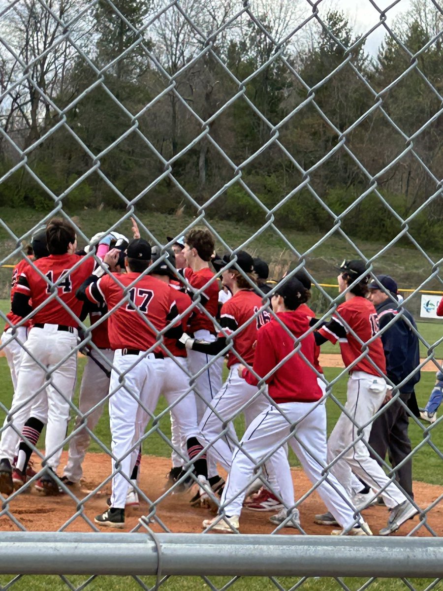 JasonSi34548090's tweet photo. What a great night of baseball!! Logan started off his senior season with 3-2 count ๐ฃ and the Vikings never looked back!! Love watching these young men play!! #2strikeapproach https://t.co/0YTwKU1hfA
