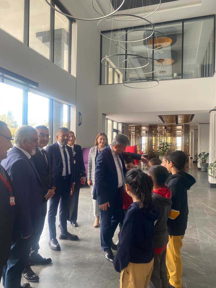 tcookgm's tweet photo. Genel Müdürümüz Fethullah GÜNER  Bakanlığımızın Adana programı kapsamında Seyhan ilçesi Özel Erkan Okullarını ziyaret ederek yönetici ve öğretmenle  bir araya geldi. Öğrencilerle sohbet etti. https://t.co/hpOJcFtc7h