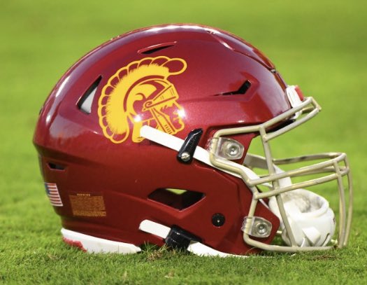 #AGTG thanks @CoachZachHanson for offering a chance2further my education&play football @uscfb @DaveEmerickUSC1 @SWiltfong247 @MikeRoach247 @dctf @samspiegs @adamgorney @ChadSimmons_ @MaxSportsSA @LincolnRiley @Hayesfawcett3 @Coach_Henny #FightOn #DAWGWORK @satxhsfb @BDammone