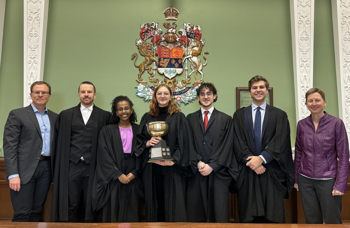 It was an honour to judge the final rounds of our First Year Advocacy Competition on Monday - such high-quality advocacy on display! Congratulations to the finalists and all 70+ competitors. Huge thanks to @LernersLLP for their ongoing support of advocacy at @westernuLaw.