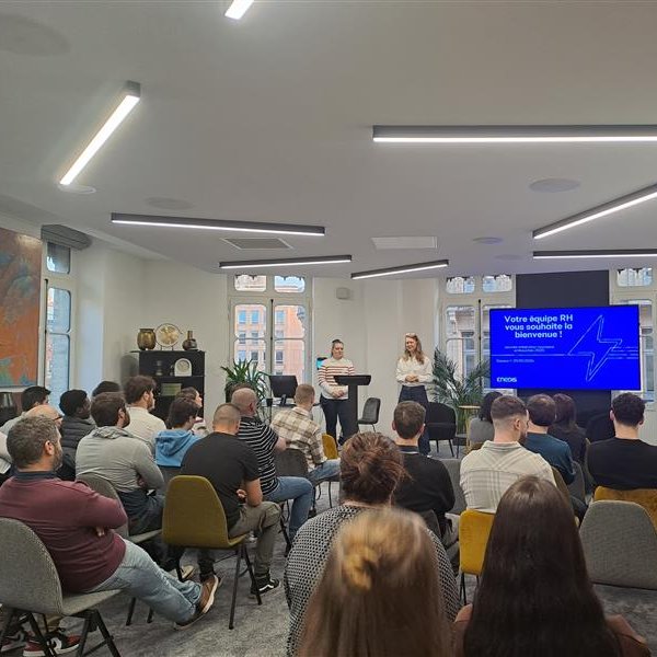 En 2023, 1⃣3⃣7⃣ nouveaux talents nous ont rejoints en Occitanie ! Conseillers Clientèle, Chargés de Projets ou encore Techniciens d'intervention intègrent la #TeamFranceElectrique lors de journées d'accueil dédiées 🙌

👉Et si c'était vous ? enedis.fr/emploi

#Recrutement