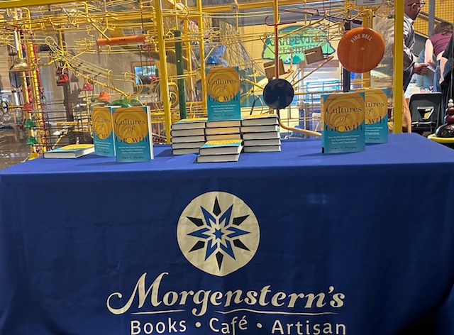 mcmpsych's tweet photo. The #BoozyBookFair by @morgsbooks &amp; WonderLab Museum SOLD OUT! #GrowthMindset moment: it was the first time I read from #CulturesOfGrowth live &amp; I was nervous: had I selected the right stories? But #Bloomington showered me w/ hometown love &amp; support! So grateful- TY, Hoosiers! https://t.co/XWP0sewEQ4