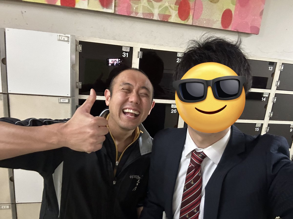 issiy0709's tweet photo. 人生初エンカ

Twitterで数年前から知ってくださってた方から、音楽の授業について教えてほしいと学校に電話がきたので、音楽室で５時から3時間も話し込んじゃいました！

すごく真面目な好青年でとってもいい先生でした！偉そうなこといえた立場でもありませんが、参考になったことを願っております！ https://t.co/DlFN8D0wjp