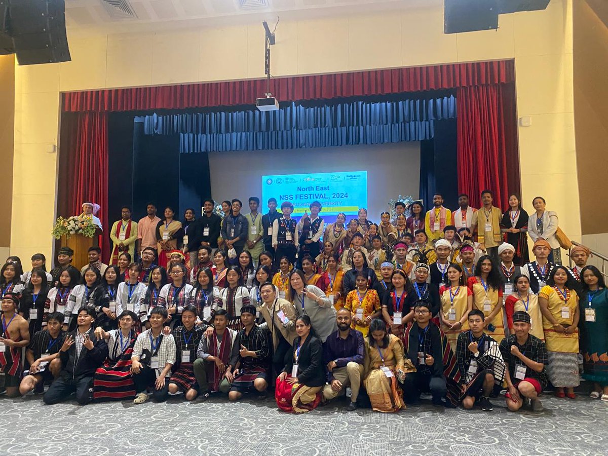 NssMahatma's tweet photo. The MGU NSS Unit enthusiastically participated in the North East NSS Festival at Dibrugarh University in Assam, displaying cultural performances, and skill demonstrations while encouraging teamwork and social responsibility. https://t.co/imY66S4Ma7