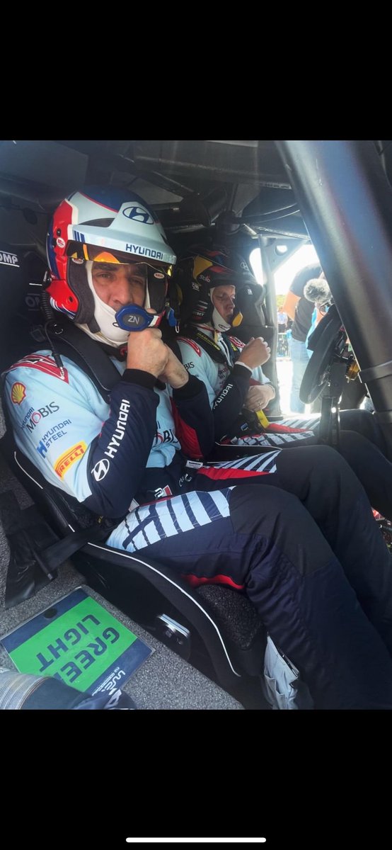 Shakedown is complete ✅ at <a href="/SafariRallyWRC/">Safari Rally</a> and surprise surprise, <a href="/KalleRovanpera/">Kalle Rovanperä</a> is fastest. 

Cyril Abiteboul also got to be a 
co-driver for <a href="/OttTanak/">Ott Tänak</a> for the final shakedown pass

#SafariRallyKenya #WRC