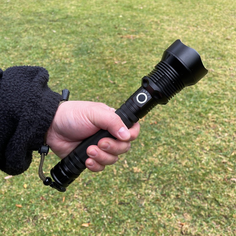 MasonLay10's tweet photo. Visibility and Safety: One of the primary benefits of a reliable LED pocket flashlight is its ability to illuminate your surroundings, especially in low-light conditions or at night.  #LEDpocketflashlight #pocketflashlight #outdoors #hiking https://t.co/r1Y61XU6tO https://t.co/hHautE7OHM