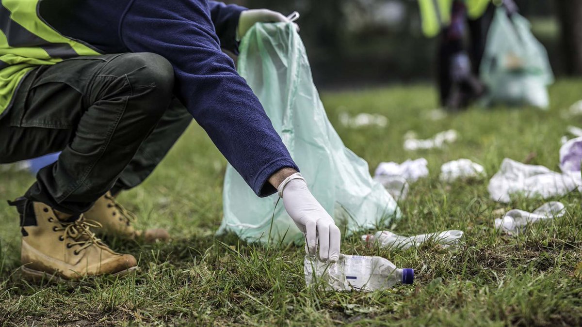 Picking litter picks along the riverside can be a hazardous occupation. Please ensure that you are accompanied, have proper clothing, including gloves, and are taking all necessary precautions. Thank you for your service to the community and the environment.