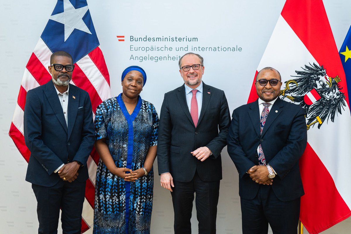 A very warm welcome to my colleague from #Liberia @NyantiSara. We discussed ways to kick-start 🇦🇹-🇱🇷 relations and harness our joint economic potential. We also talked about developments in West Africa and the need for an even closer cooperation between the #EU and #ECOWAS.