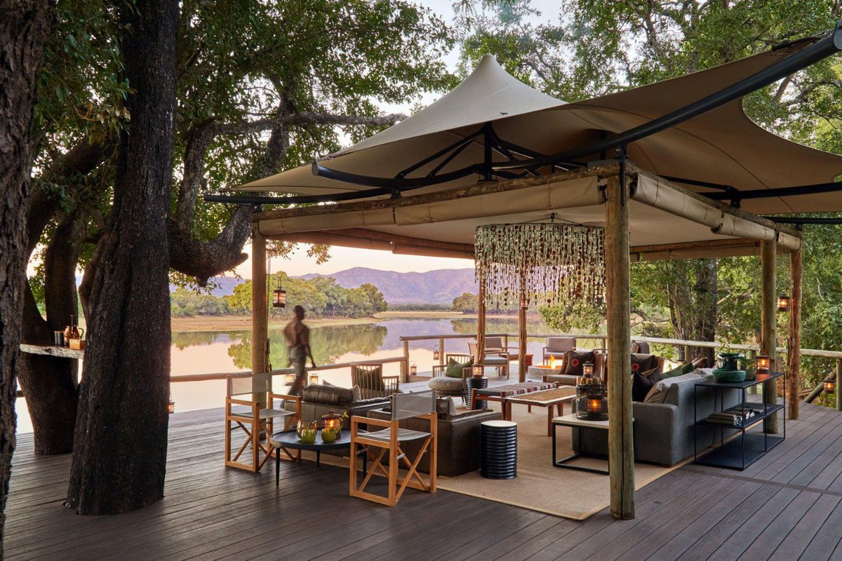 Tented lounge on the deck!

📸 @bushcampcompany #chindeni

#Vayeni #WeShareAfrica #Zambesia #safariexperts #luxurytravel #luxuryvacation #travelwithus #wildlife #chindenibushcamp #safari #Africa #visitzambia #walkingluangwa #walkluangwa #southluangwanationalpark #vayentravel #dmc