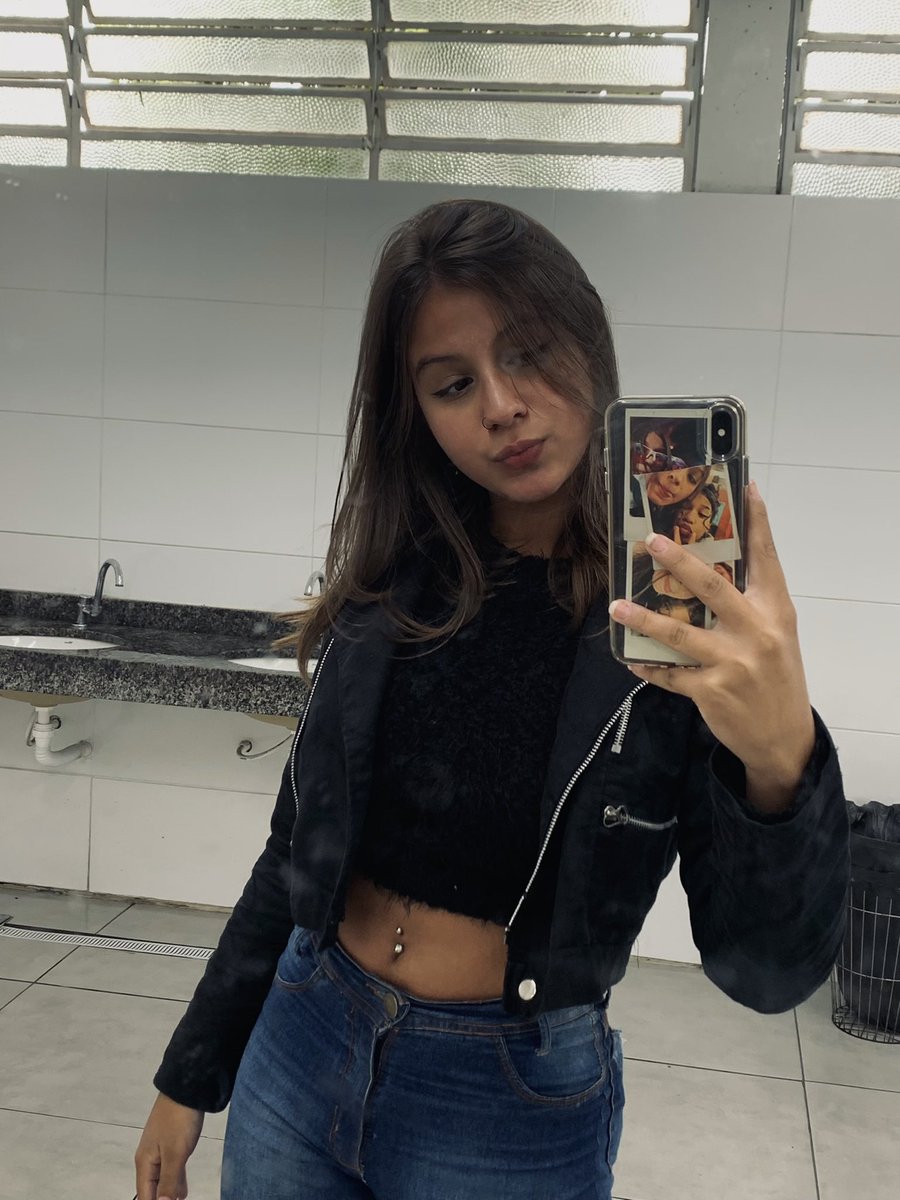 thvselfs's tweet photo. boa tarde, rainy day exalando hoje 🙏🏻🙏🏻
#saidinha #indopracasa #escolanao https://t.co/RyiTiYCSgz