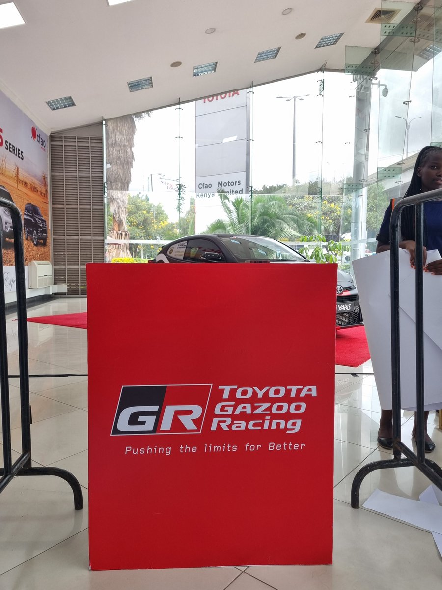 SpaceYaMagari's tweet image. The stands are ready for our drivers any second now they'll come in. 

#ItsInOurDNA #CFAOMotorsDrivesKenya