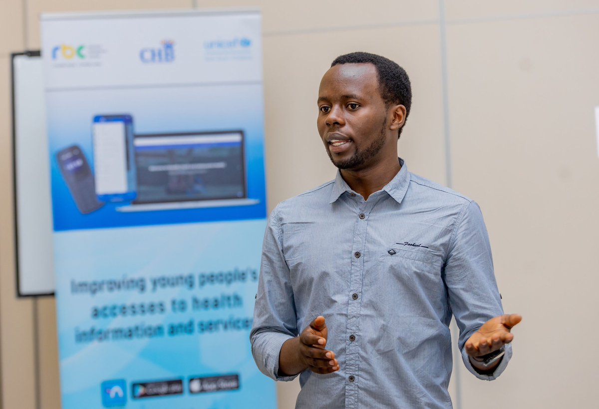 Partnering with @unicefrw & @RBCRwanda, CHB today conducted #YAhealthApp redesign consultation workshop with partners! Workshop started with remarks from @BattleDae from @unicefrw & Eliphaz from RBC, both emphasizing need of partners inputs to ensure that app meets youth needs.