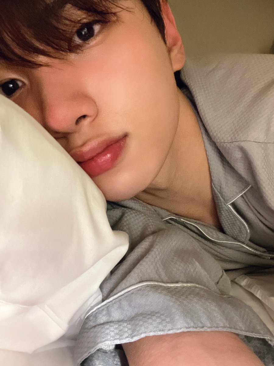 [#류준민]
뿅🌟

#ATBO #에이티비오
#RyuJunmin