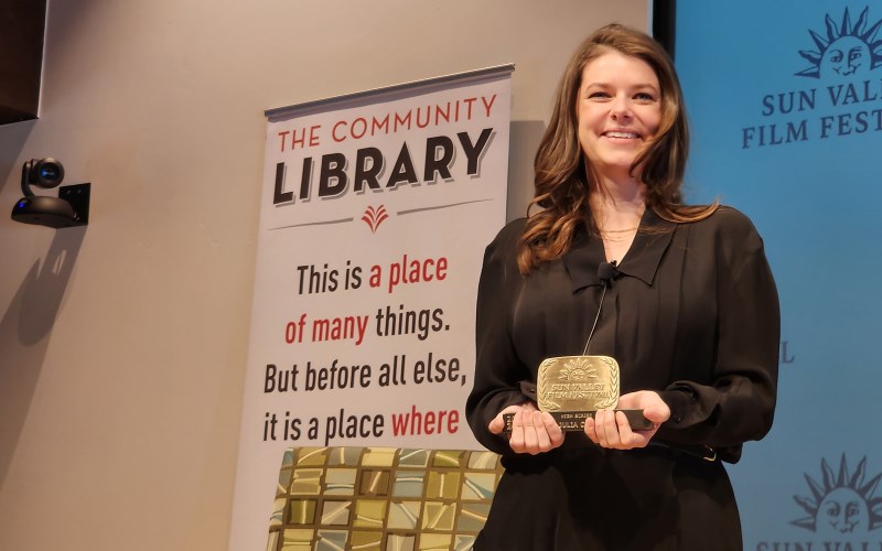 Nyad Breaks 11 Year Drought for Screenwriter      ayr.app/l/prME