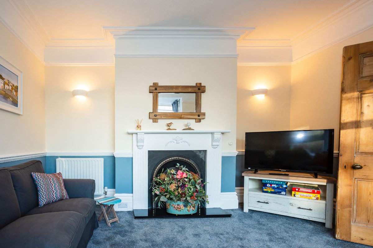 ChoiceCottages's tweet photo. Explore Saunton Norboro: a 4-bed retreat with stunning golf course views, ideal for families and groups. Features spacious living spaces, garden, and is pet-friendly. Near beaches and amenities, perfect for beach and golf lovers. To book: https://t.co/C5WI0vE9Bz https://t.co/WkcqYGqPCA