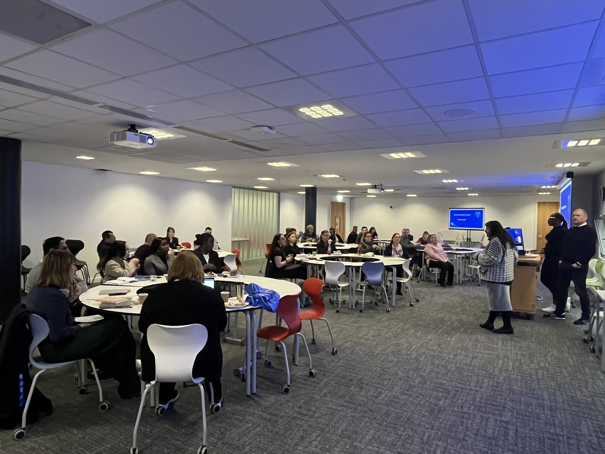 Another great turn-out for our workshop today! 🤩 We at RIO provide pre-award support for GCU academics. If you want to know more, drop us a line at riogeneral@gcu.ac.uk 
#research #fundingopportunities #costings #knowledgeexchange