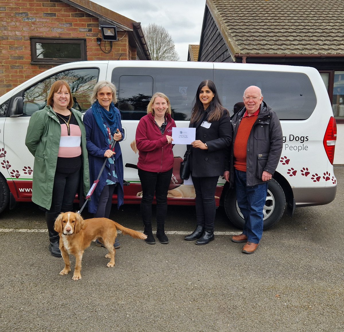 It was an honour to present a grant of £10,000 to Hearing Dogs for Deaf People. This grant will empower deaf individuals to regain independence, confidence, and a deeper connection with life. @HearingDogs #HospitalSaturdayFund #HearingDogsForDeafPeople #Dogs #Doggo🐾