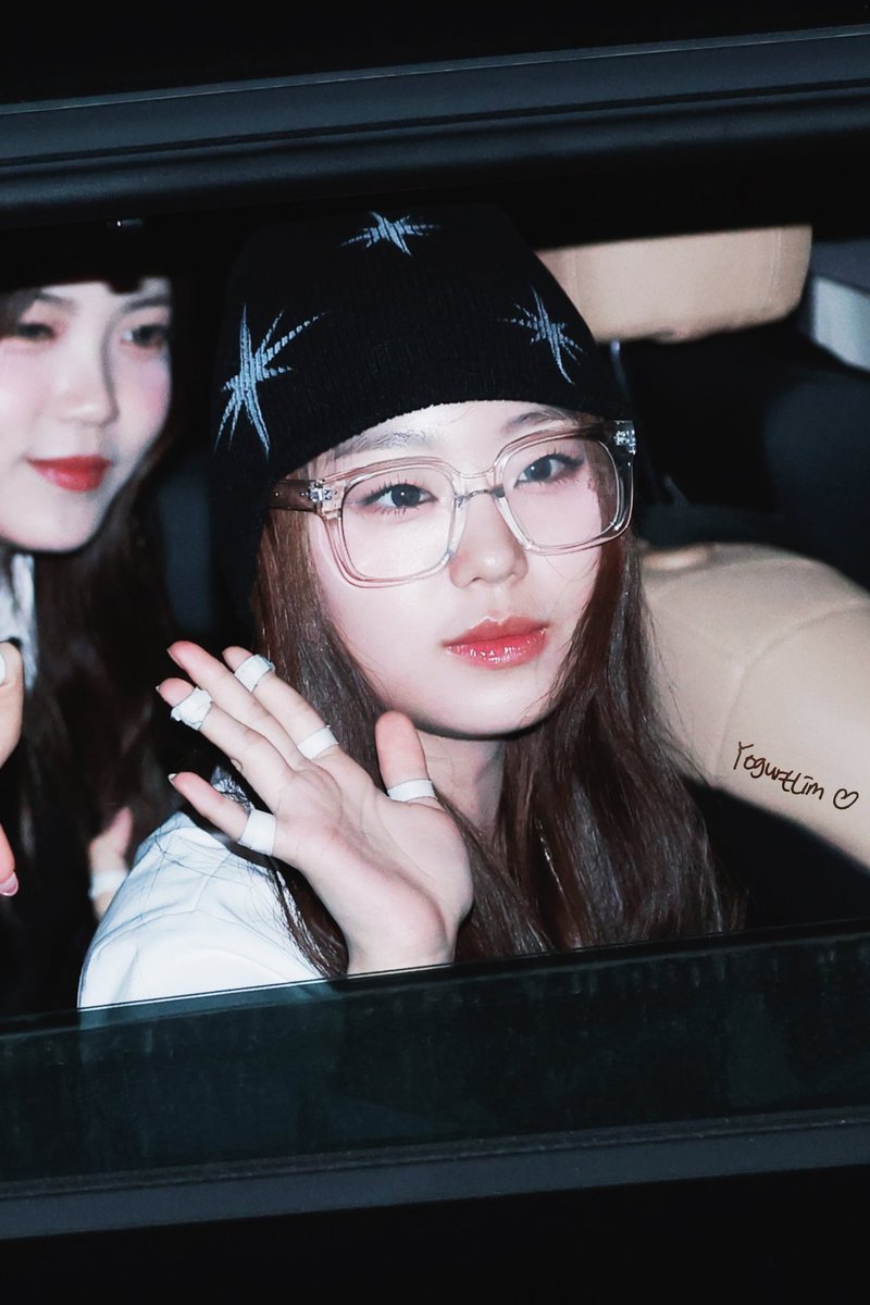 haeunbabyyy's tweet photo. 2024. 03. 27

Universal Superstar Awards💙💙
#Lapillus #라필루스 #Haeun #하은 https://t.co/hIaUP4CZzs