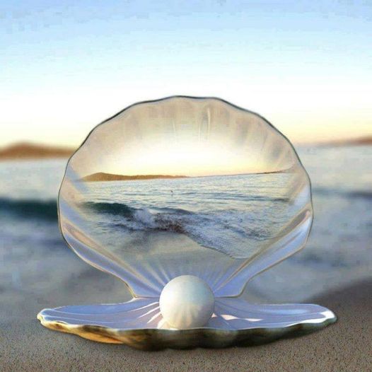 PeaceAtUniverse's tweet image. Eğer dünyada yaşarken, et-kemik kabirden bilincini kurtaramazsan; ölüm denen olayla birlikte işe yaramaz hâle gelen madde bedeninle birlikte, kabre diri diri konursun; ki bu durumda, çifte mezar içinde hapis kalmışındır!
Hem benlik, hem kabir!.
#teleportasyon #NewLine #SHELLPOWER