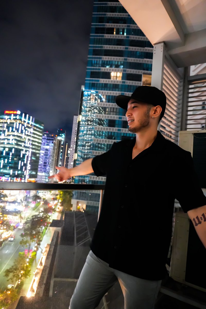 nytriq's tweet image. the chosen one