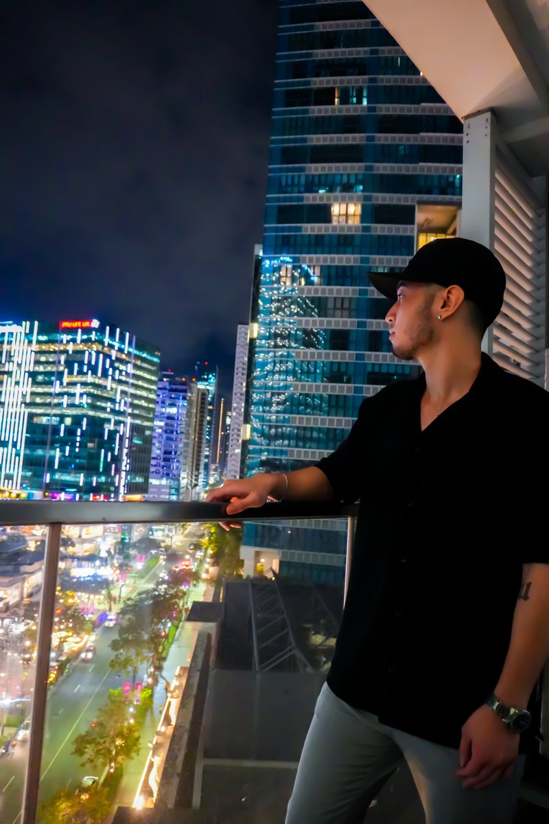 nytriq's tweet image. the chosen one