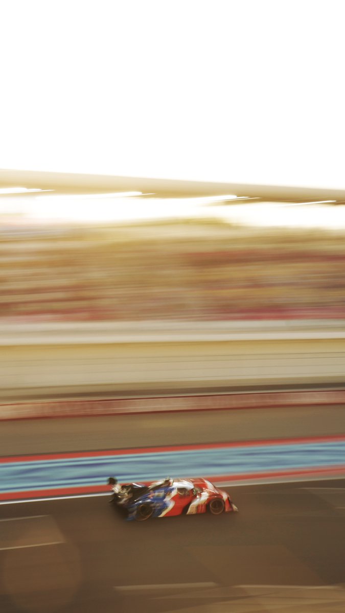 IFDuqueine's tweet photo. It’s wallpaper day!  

#IsottaFraschiniDuqueine #WEC https://t.co/EOiMoTOext