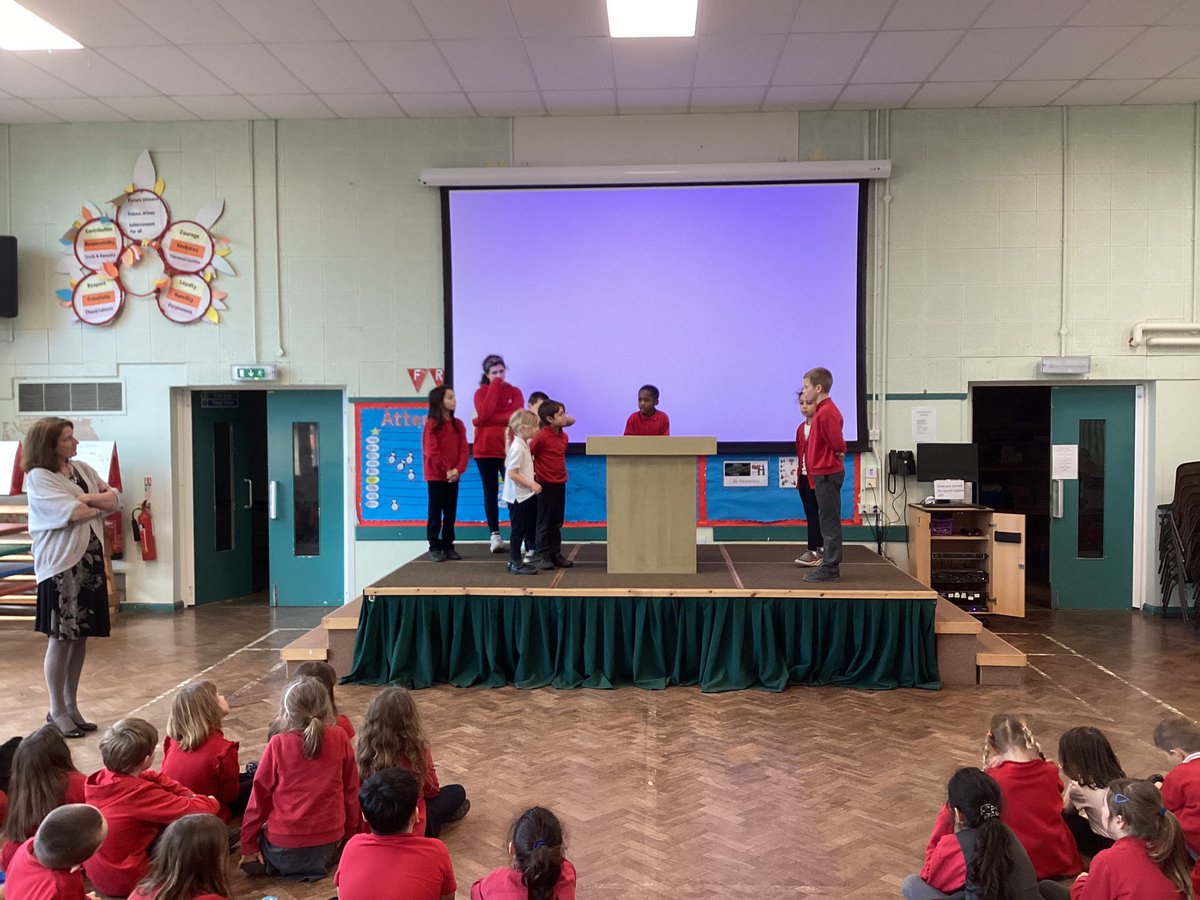 Our Big Debate this term saw these Frome Vale Citizens discussing whether we should reinstate Wake and Shake in school. Which way will our schools vote? 🗳️ @frome_vale @Cabotfederation
