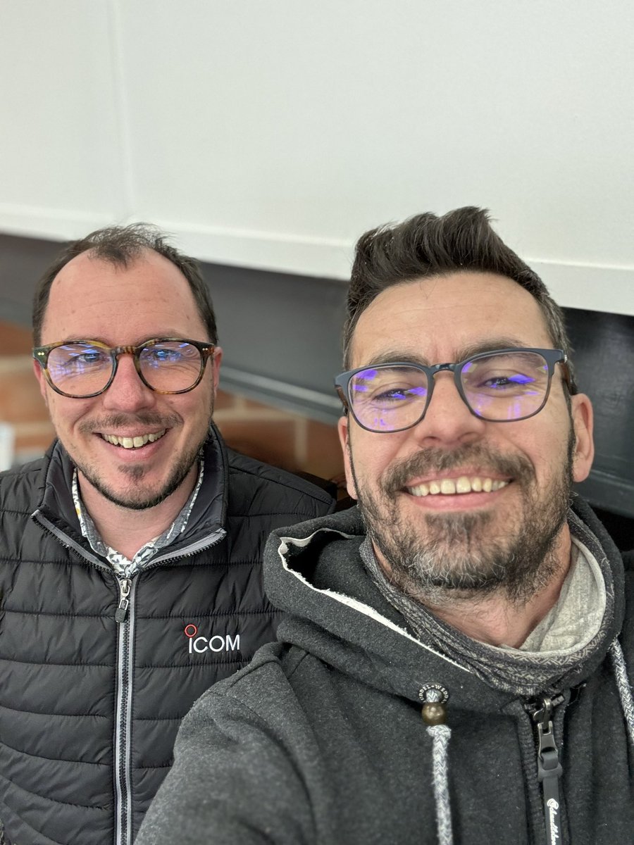 always a real pleasure to find a friend who is passionate about the practice of dxfm! #dxfm #fmdx #swl