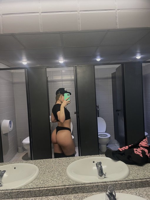 Adivina que me toca entrenar hoy? 🤓 https://t.co/38eEWkYmNM