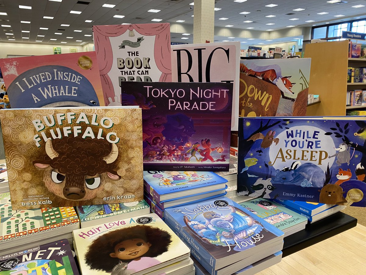 Barnes&Noble Hingham tweet media