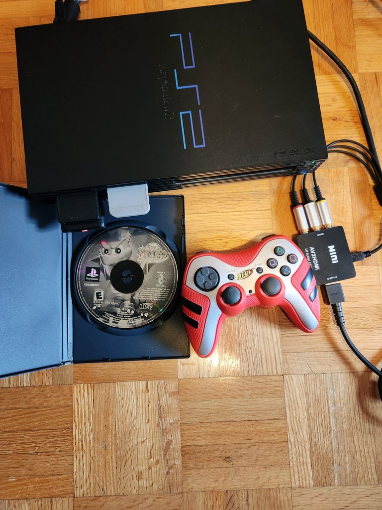 TYLERSMATRIXHUB's tweet image. Got the PS2 setup so I played some Spyro 3. Check out the video on my channel. You&apos;ll find a link in the bio.
#SpyroYearofTheDragon #PS2