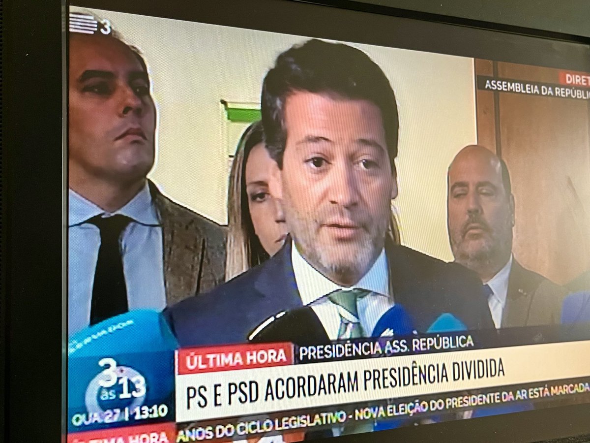 Ventura faz birra e chumba a proposta do PSD. Sem alternativa, PSD e PS chegam a acordo, para não se perder mais tempo nesta garotice. Ventura faz birra outra vez.
Votaram numa criança birrenta. Agora vamos ter choradeira todos os dias. Parabéns.