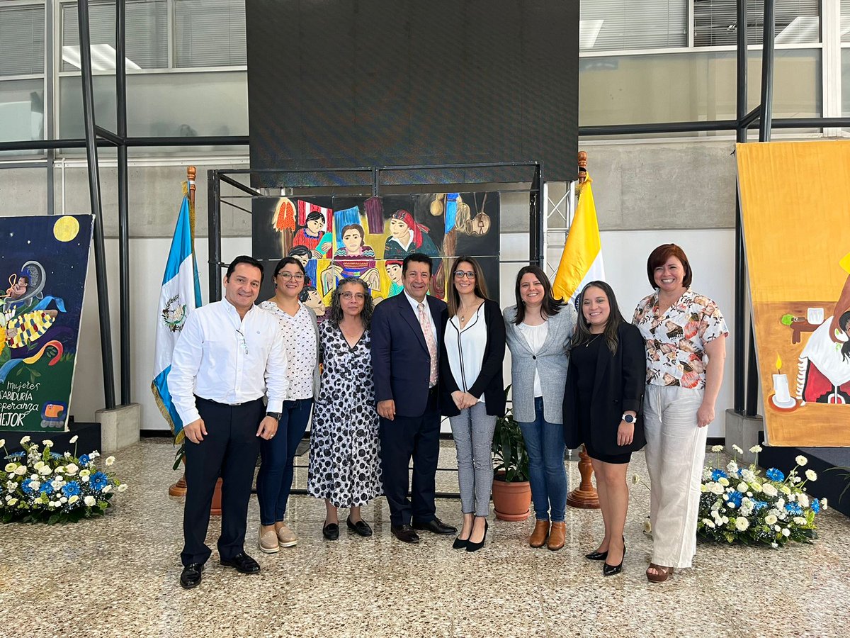 Last week, our NIHR LATAM Centre in Guatemala presented our program to a visiting Pan American Health Organization (PAHO/WHO) commission at Universidad Rafael Landívar. Led by our local PI Dr. Edgar Lopez, the meeting sparked fruitful conversations. <a href="/QMULSocialPsych/">Social Psychiatry</a> <a href="/NIHRglobal/">NIHR Global Health</a>