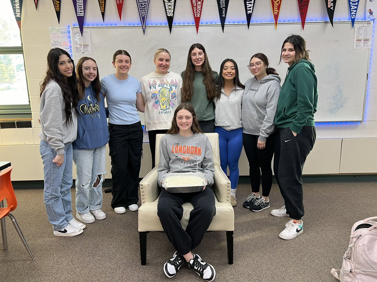 Holcomb Yearbook tweet media