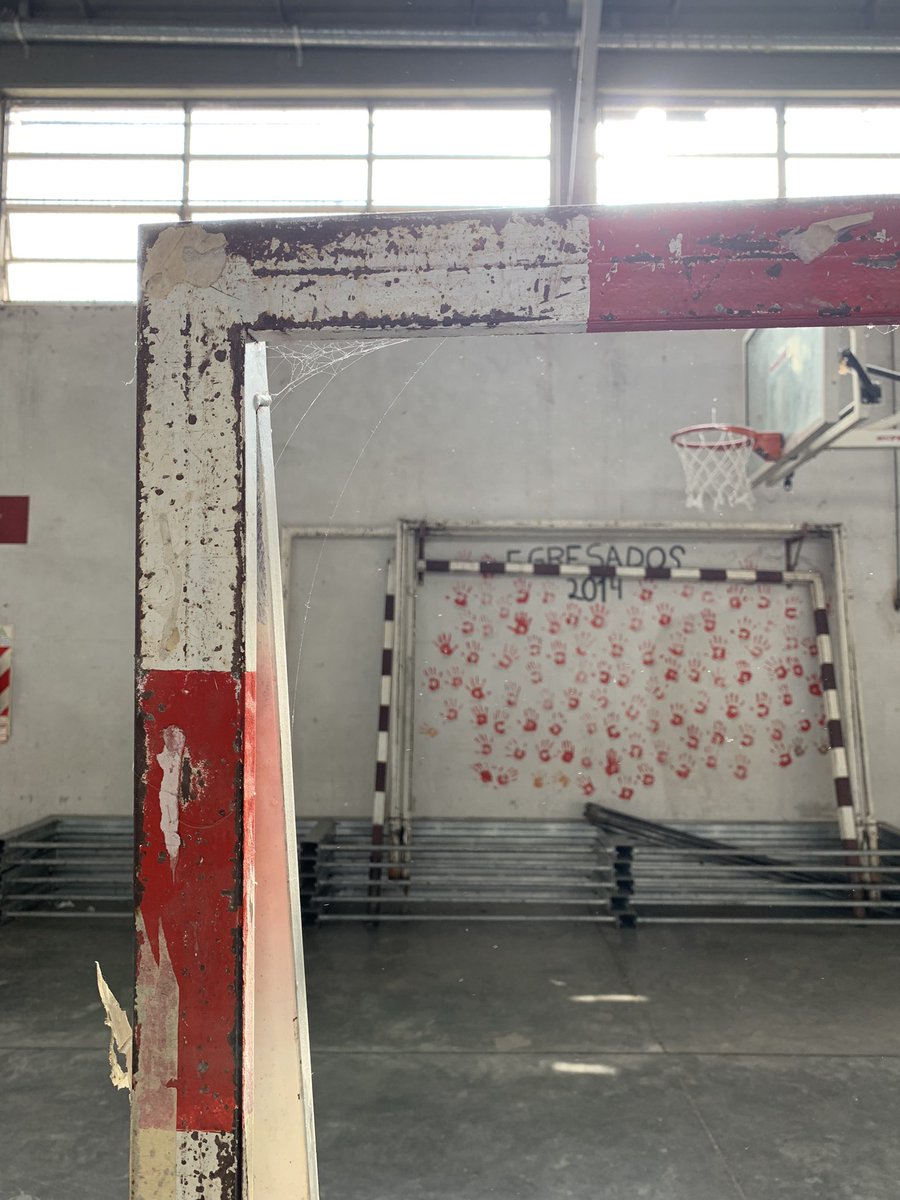 Ponela ahí, donde tejen las arañas ⚽️